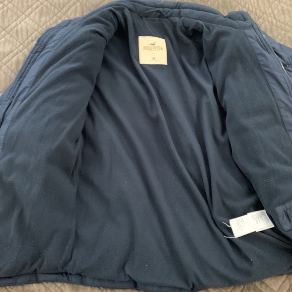 Hollister Navy Fleece Puffer Jacket size M - Picture 12 of 17